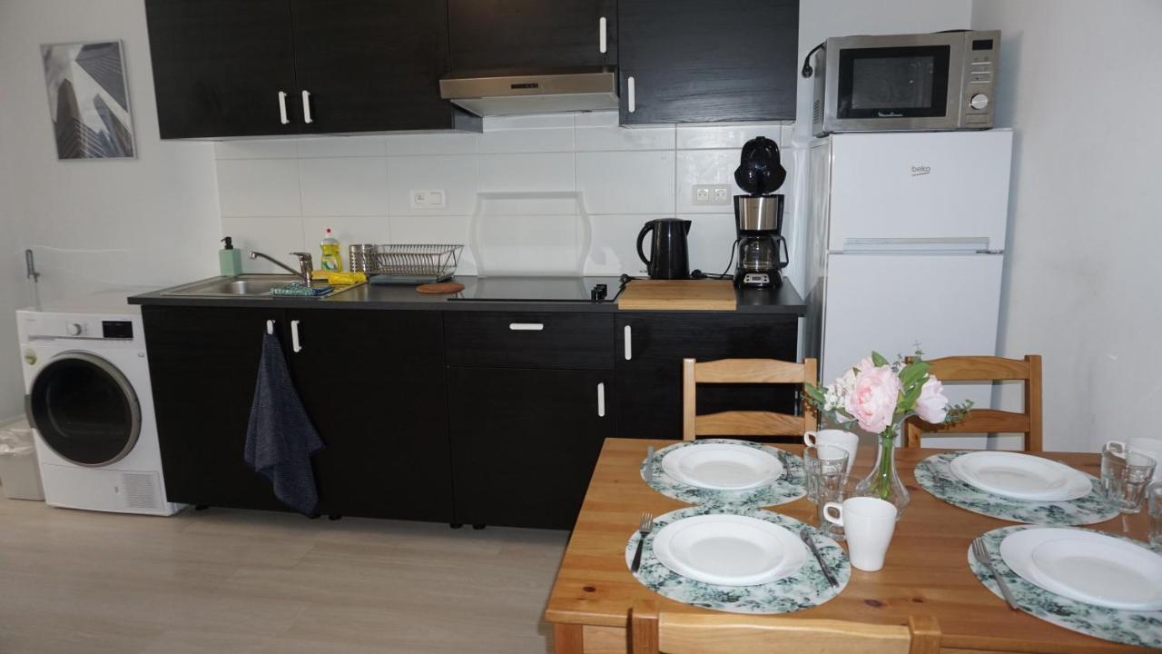 Roosevelt Apartments. Антверпен Екстериор снимка