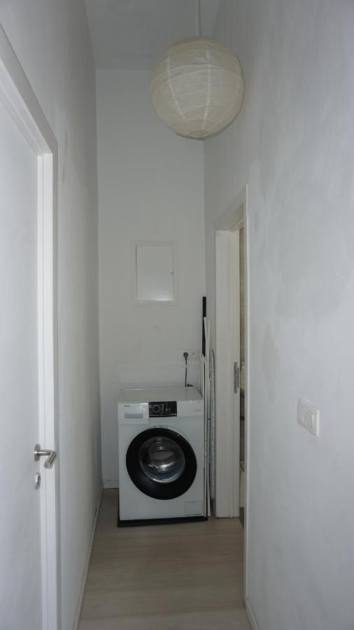 Roosevelt Apartments. Антверпен Екстериор снимка