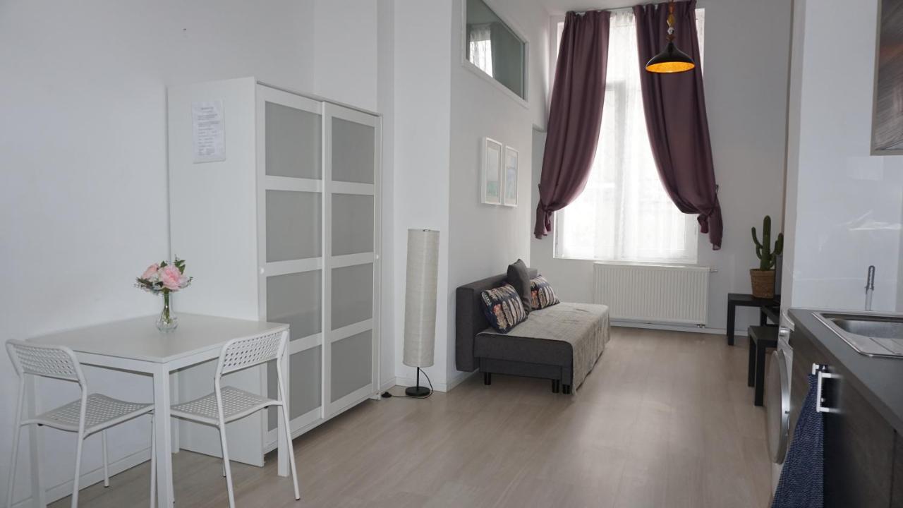 Roosevelt Apartments. Антверпен Екстериор снимка